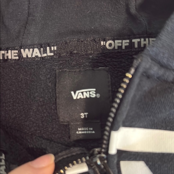Vans Kids Black Hoodie - Picture 2 of 4